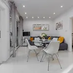 Amazing Home In Zdrelac Holiday home
