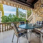 Amazing Home In Zdrelac Holiday home *